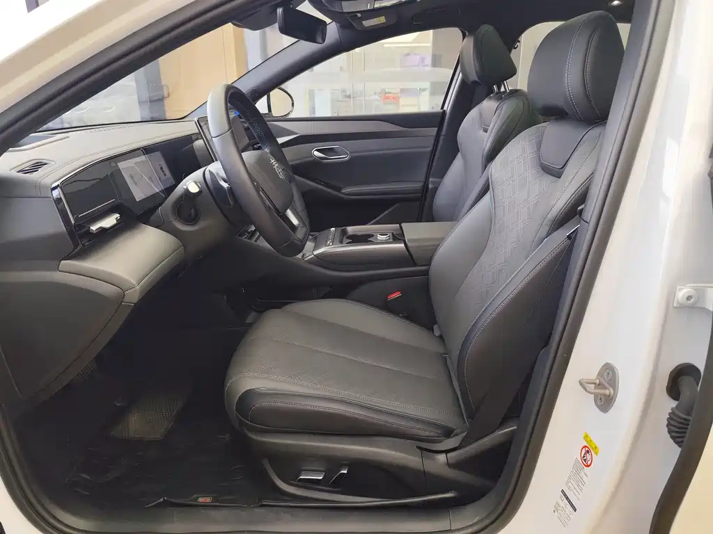 BYD Qin L — миниатюра 5