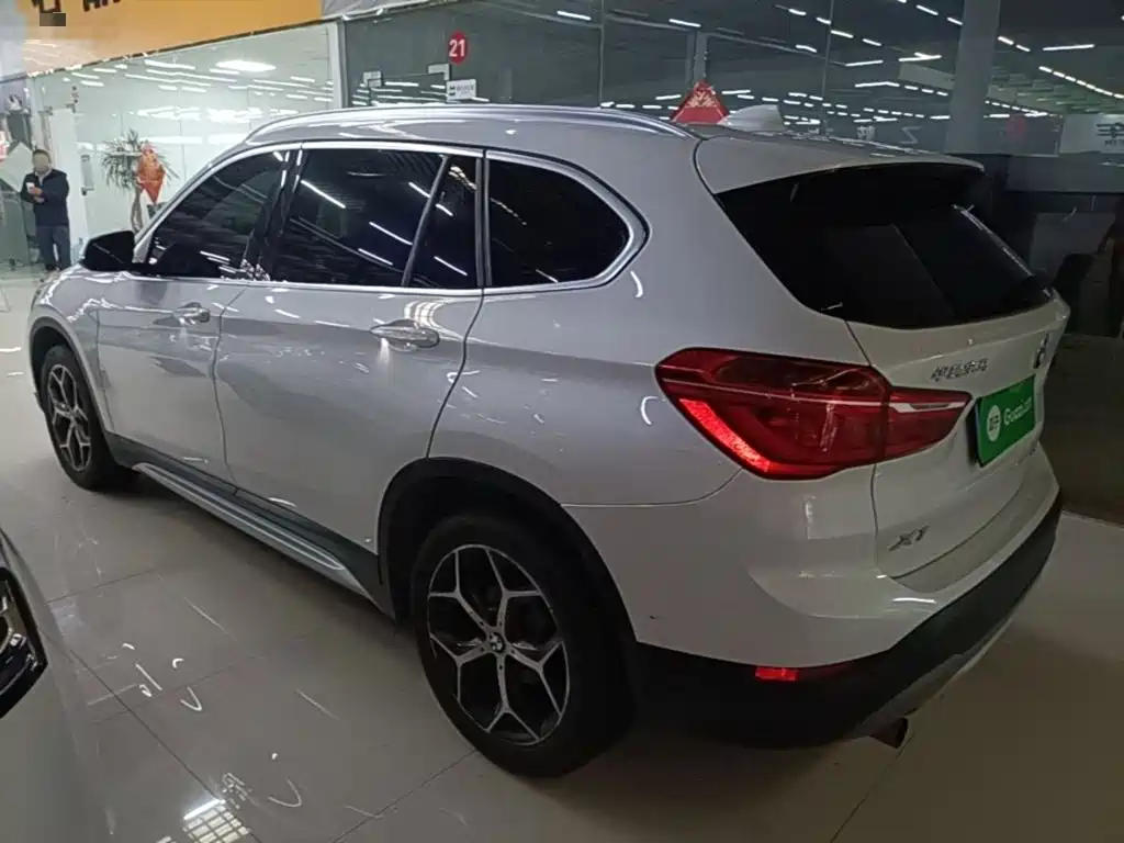 BMW X1 — миниатюра 5