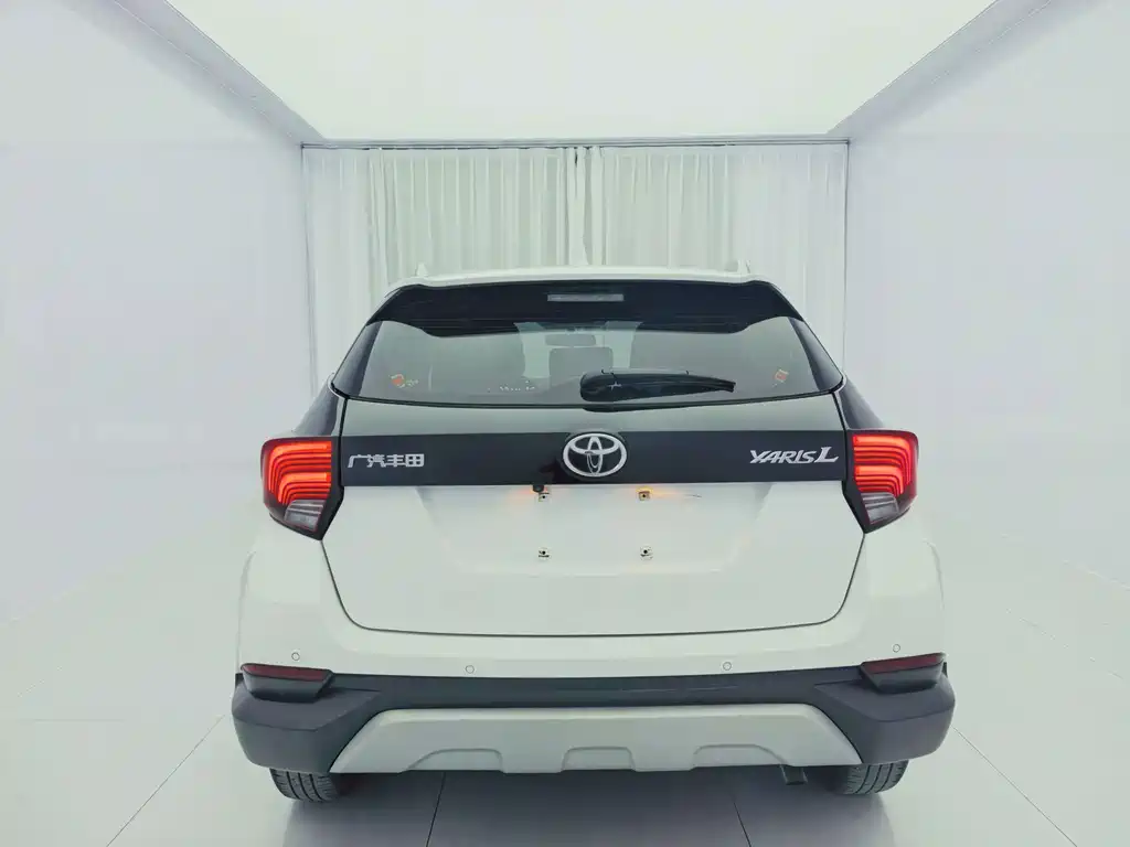 Toyota Yaris L — миниатюра 6