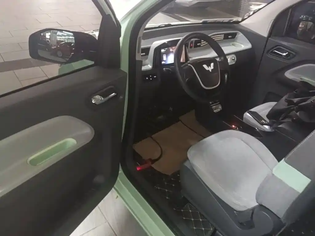 Wuling MINIEV — миниатюра 16