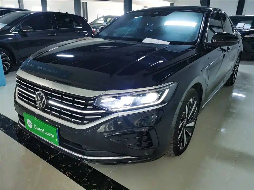 Volkswagen Passat 2023
