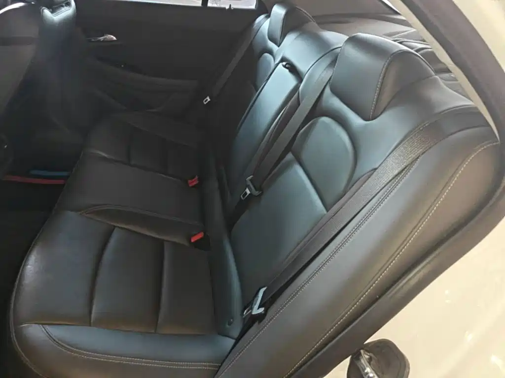 Chevrolet Malibu — миниатюра 17