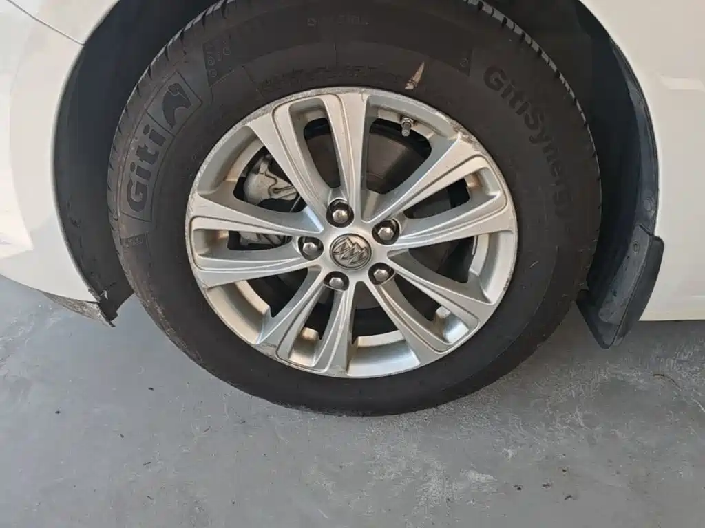 Buick Excelle — миниатюра 23