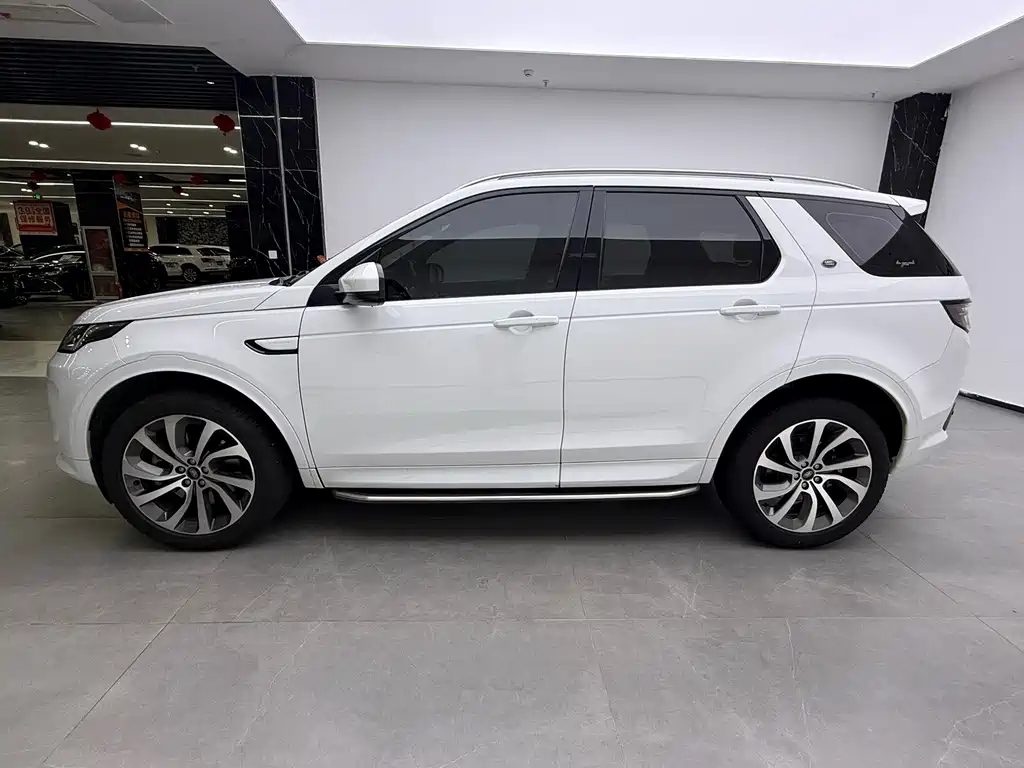 Land Rover Discovery Sport — миниатюра 10