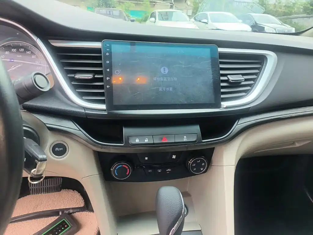Buick Excelle — миниатюра 13