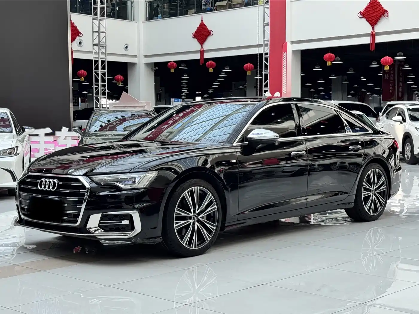 奥迪A6L 2023款 45 TFSI 臻选动感型 2023