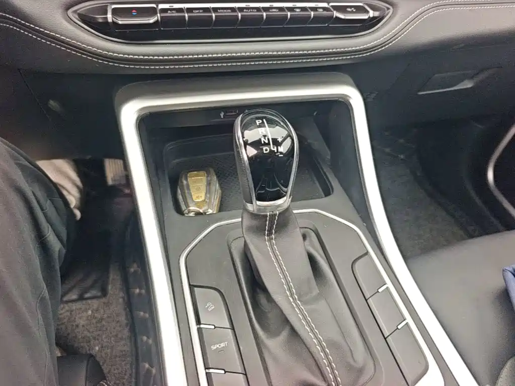 Geely Vision X6 — миниатюра 14