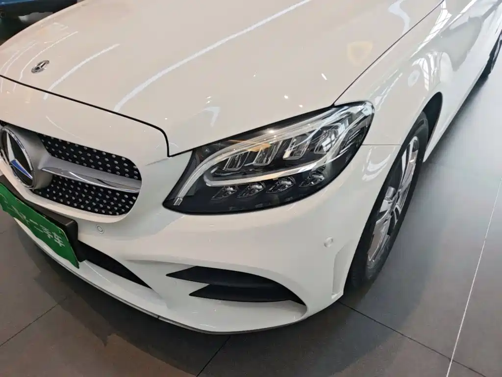 Mercedes-Benz C-Class — миниатюра 24