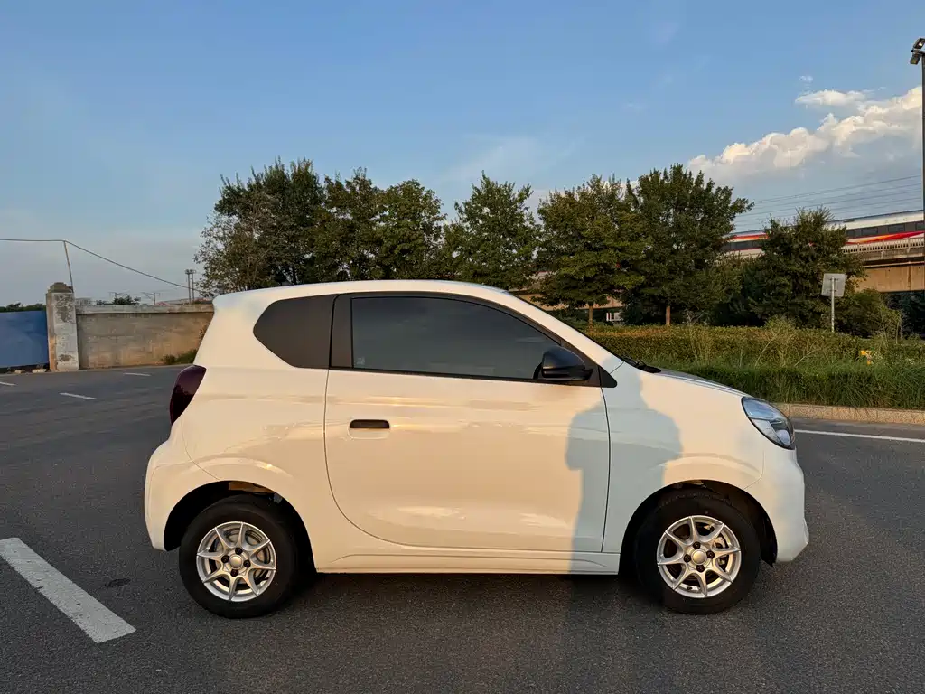 Roewe Clever — миниатюра 8