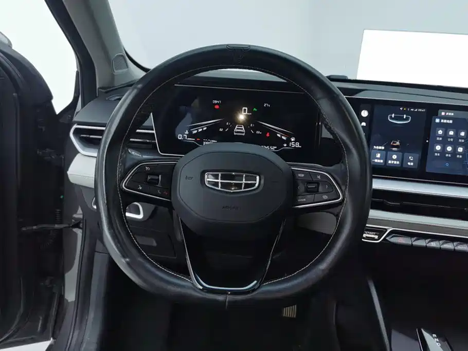 Geely Binrui — миниатюра 15