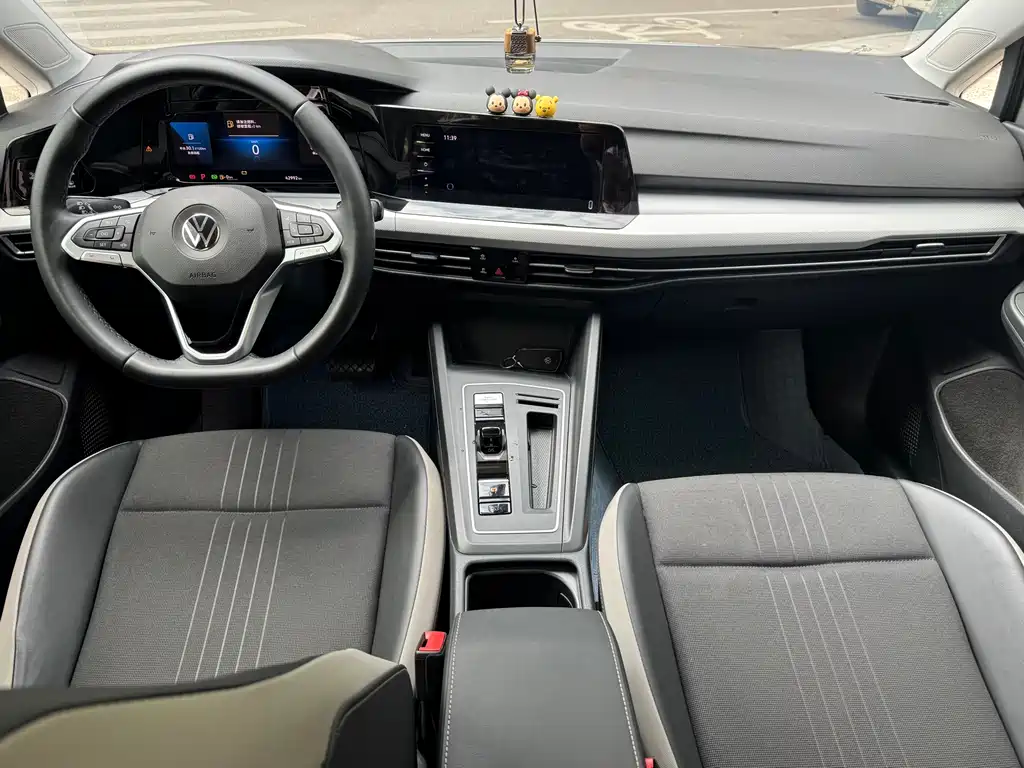 Volkswagen Golf — миниатюра 11