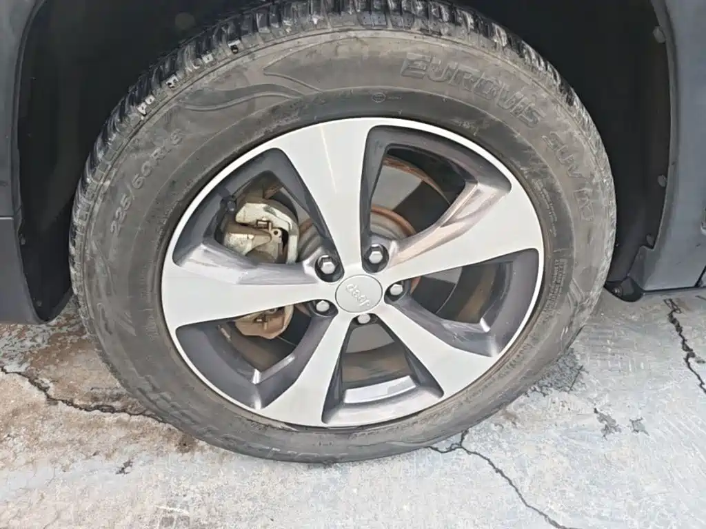 Jeep Cherokee — миниатюра 23