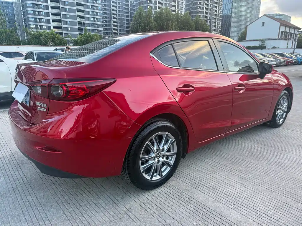 Mazda 3 Axela — миниатюра 11