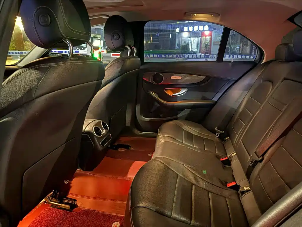 Mercedes-Benz C-Class — миниатюра 5
