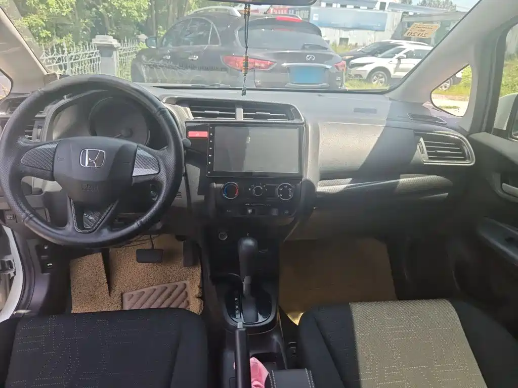 Honda Fit — миниатюра 13