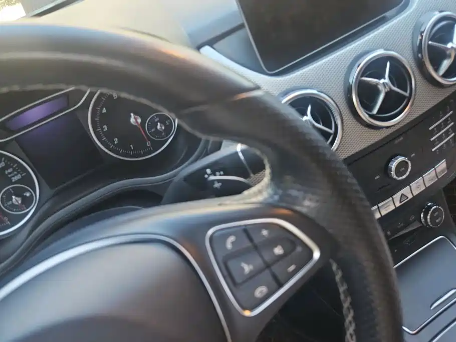 Mercedes-Benz B-Class — миниатюра 15
