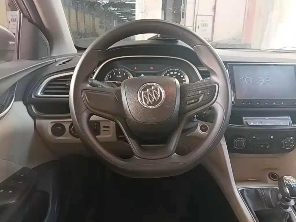 Buick Excelle — миниатюра 11
