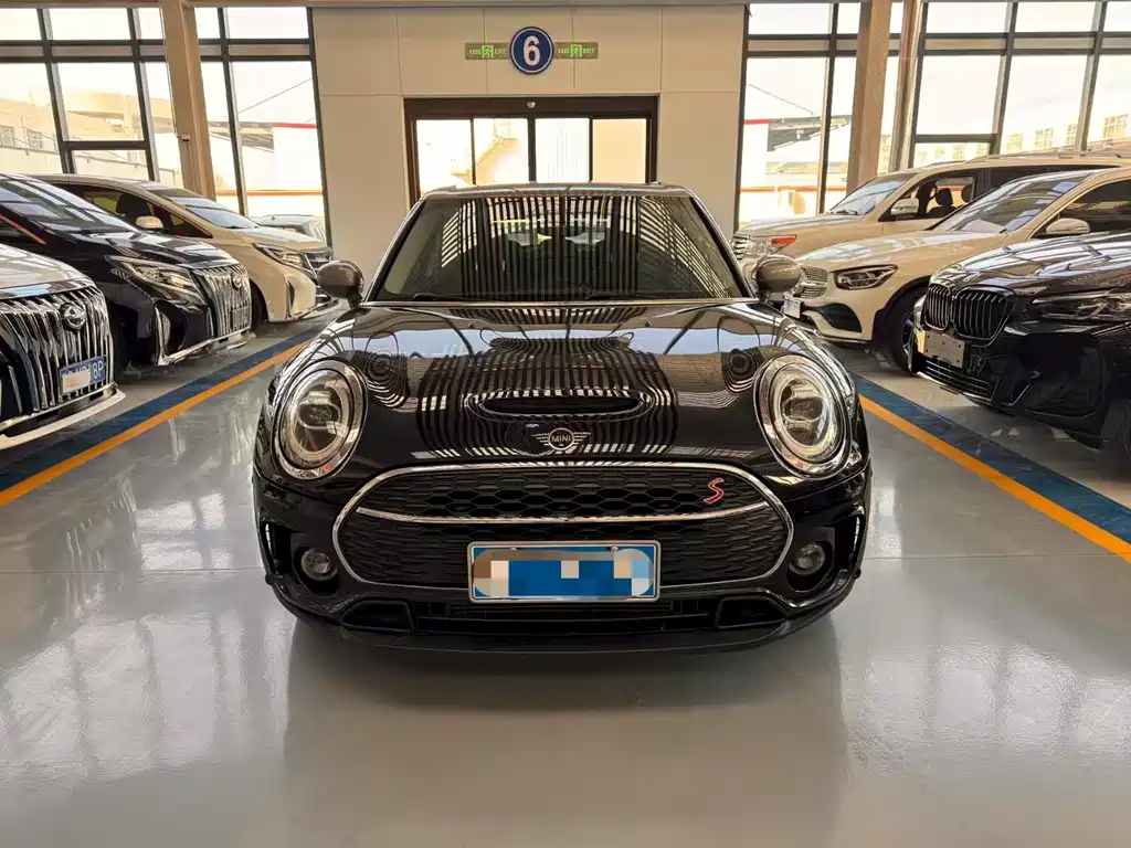 MINI CLUBMAN