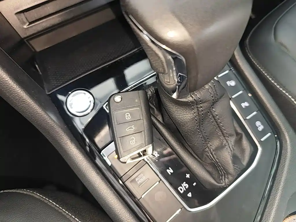 Volkswagen Tiguan L — миниатюра 9