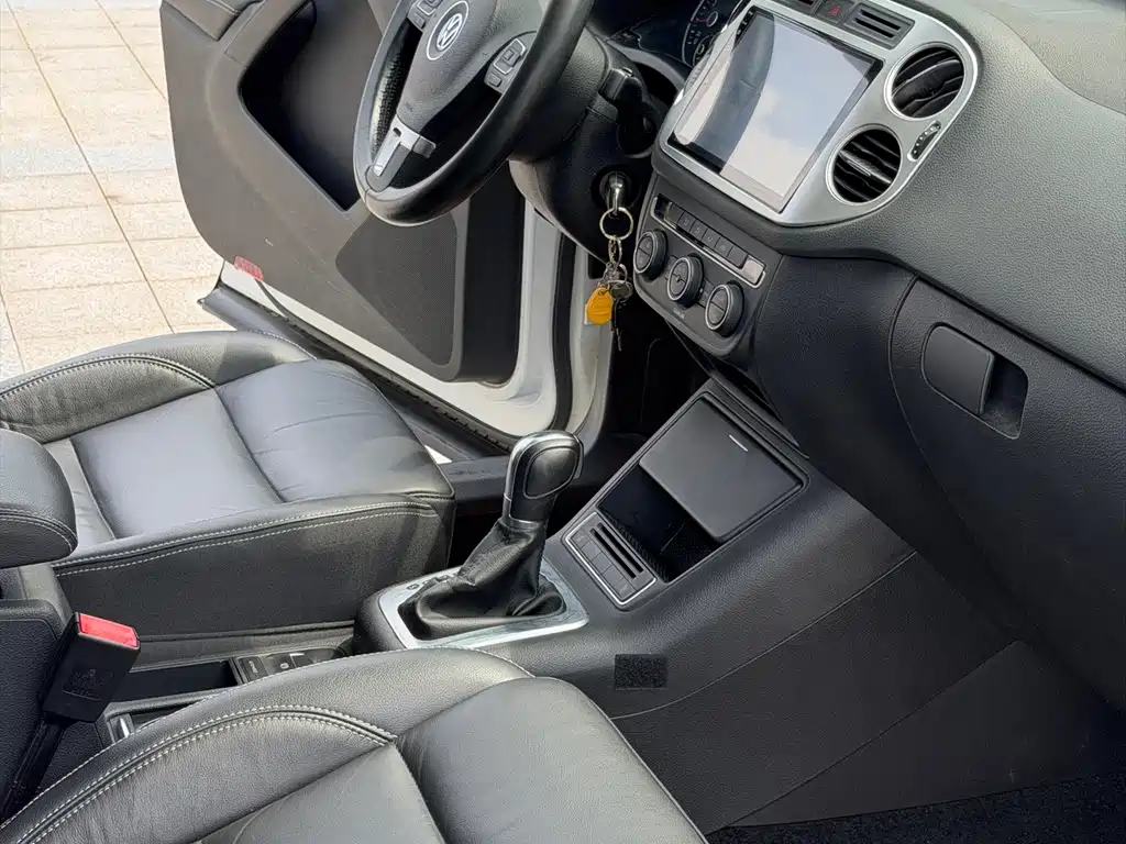 Volkswagen Tiguan — миниатюра 12