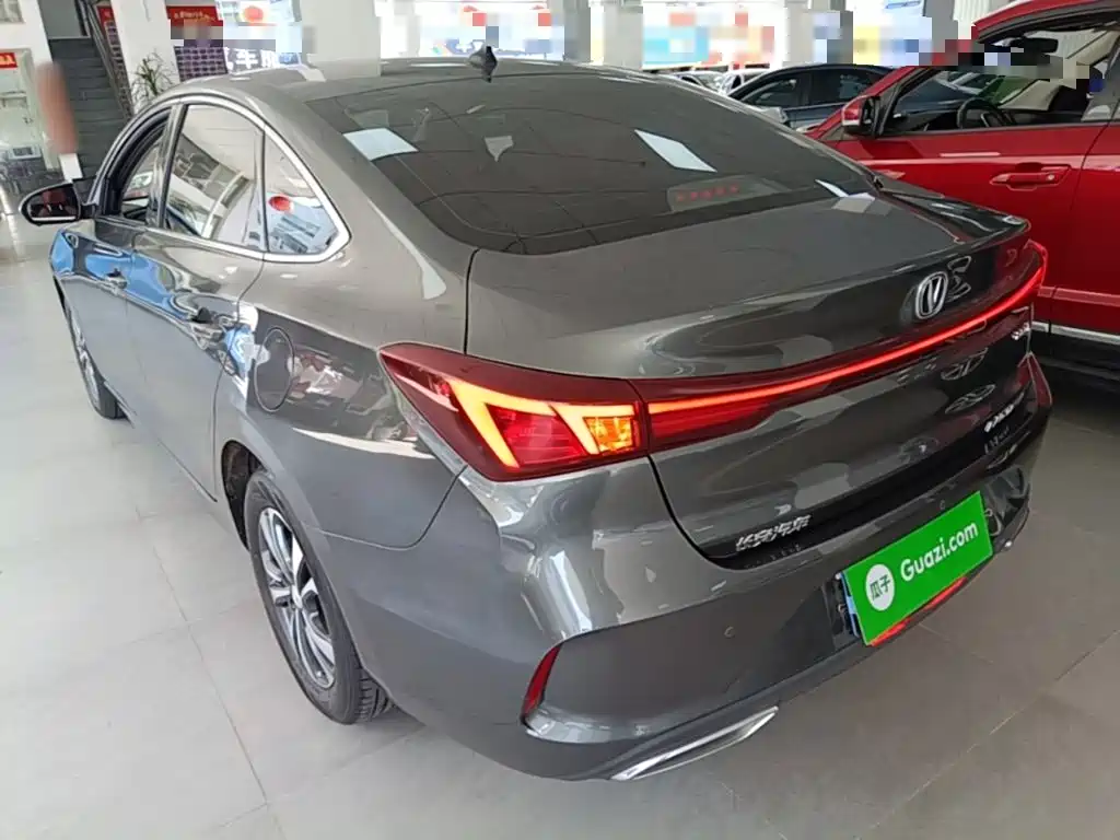 Changan Eado — миниатюра 5