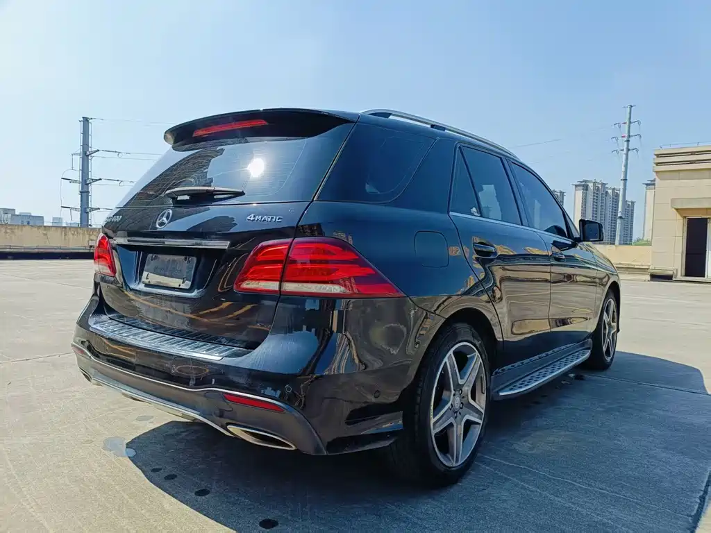 Mercedes-Benz GLE (Import) — миниатюра 9