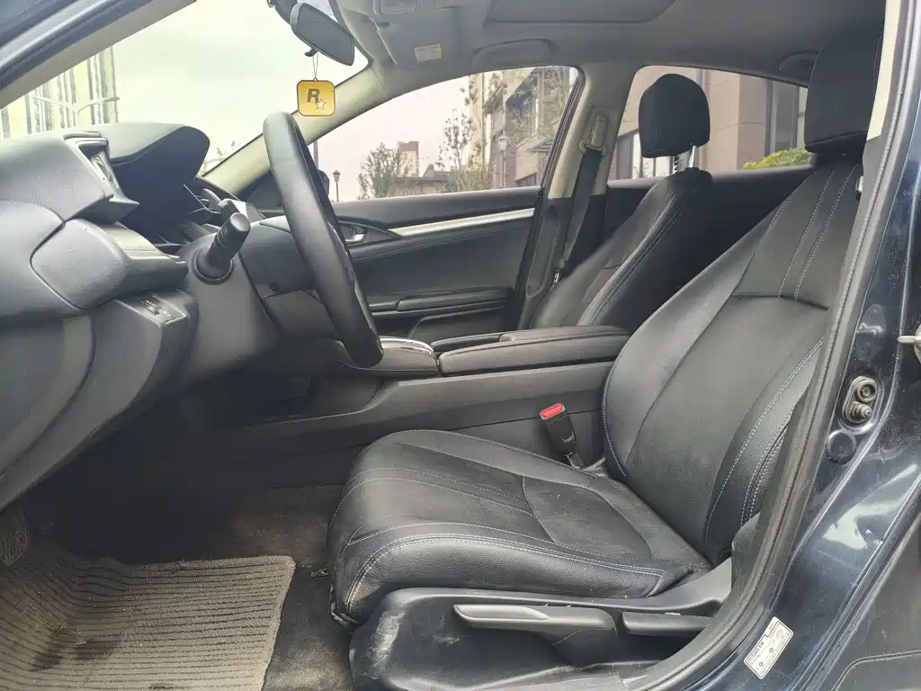 Honda Civic — миниатюра 4
