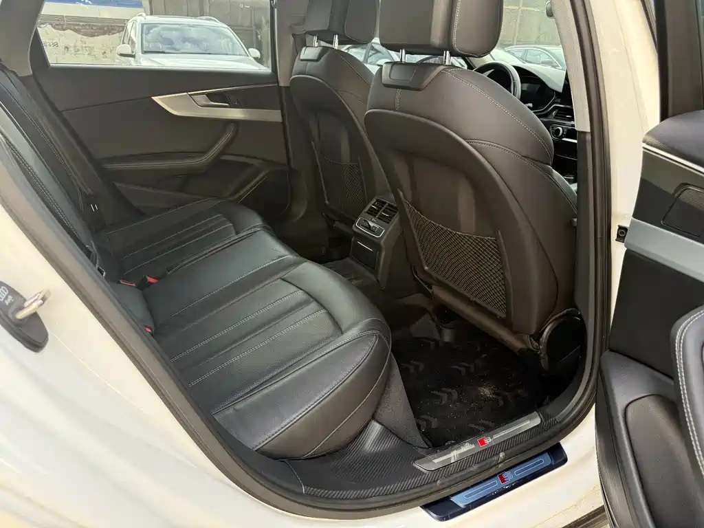 Audi A4L — миниатюра 8