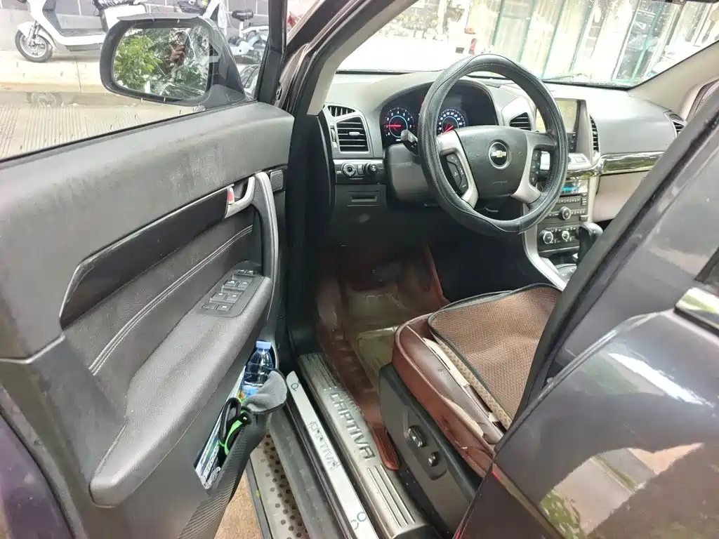 Chevrolet Captiva — миниатюра 14