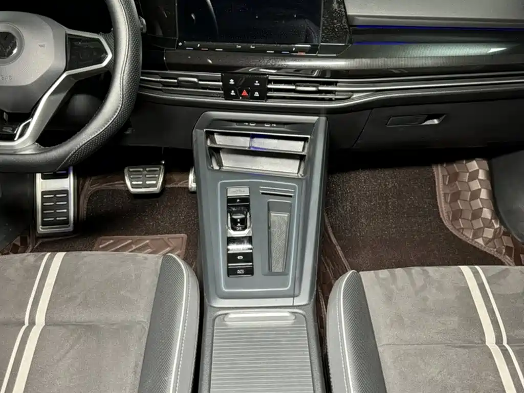 Volkswagen Golf — миниатюра 4
