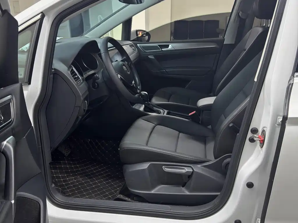 Volkswagen Golf · 2019 280TSI AT VI