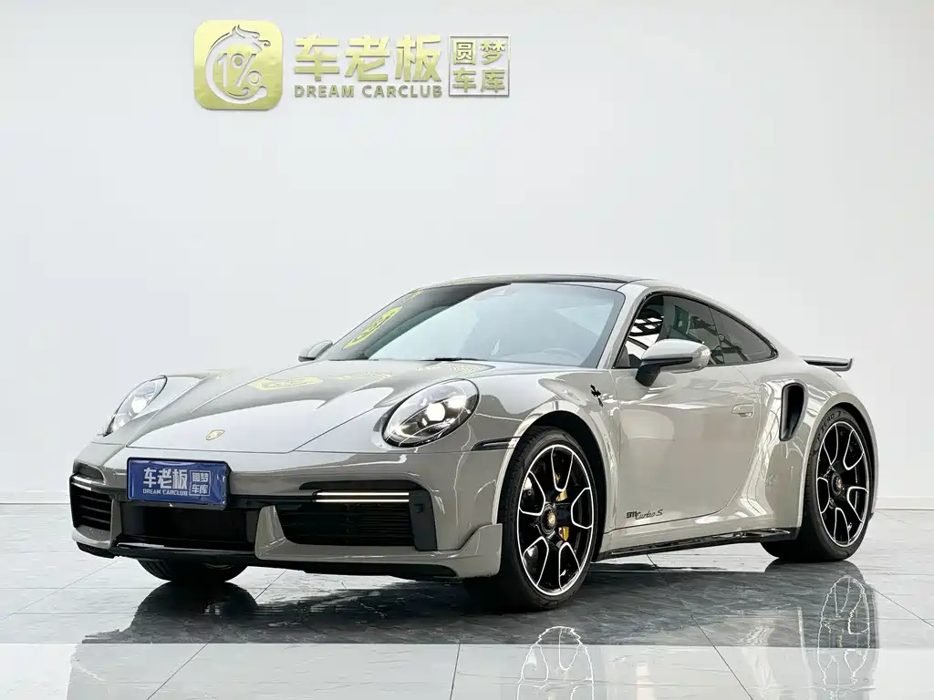 Porsche 911 2023 Turbo S 3.7T