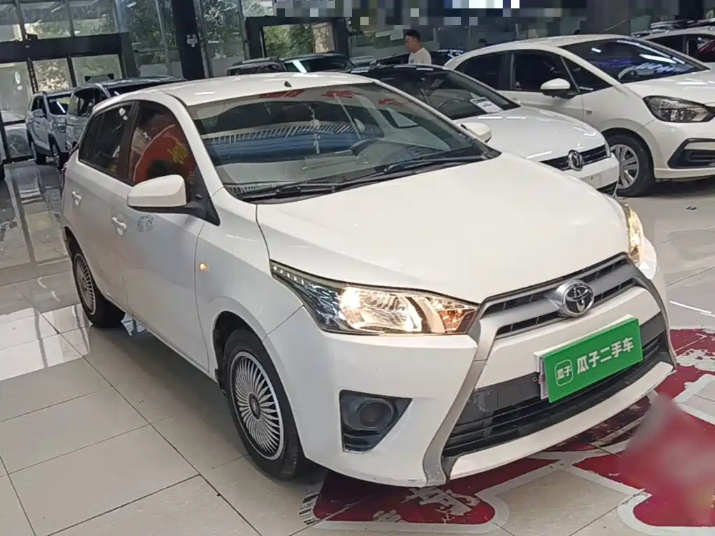 Toyota Yaris L — миниатюра 4