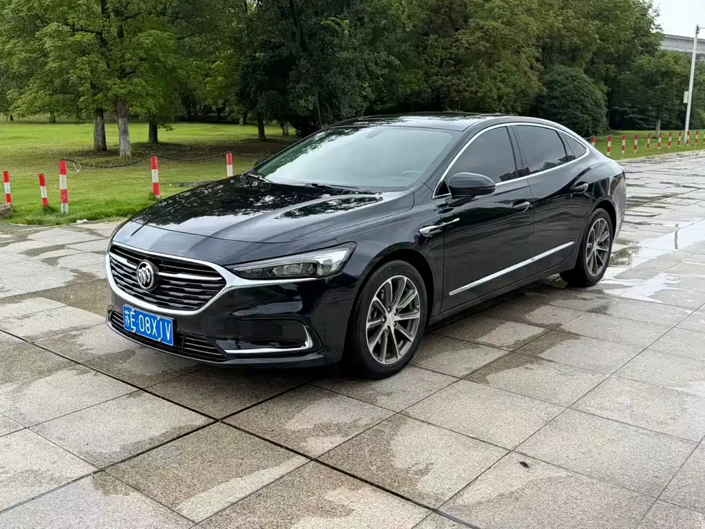 Buick LaCrosse — миниатюра 3