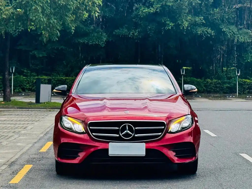 Mercedes-Benz E-Class (Import) — миниатюра 2