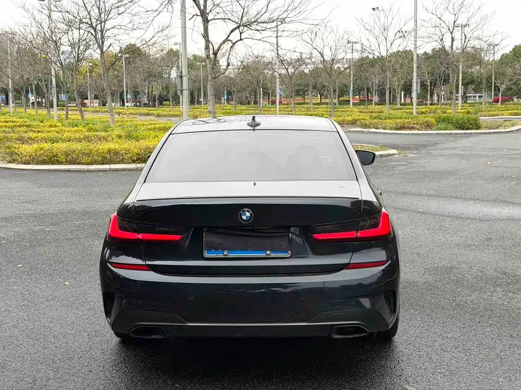BMW 3 Series — миниатюра 3