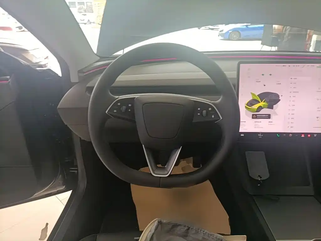 Tesla Model 3 — фотографии объявления, Фото 11