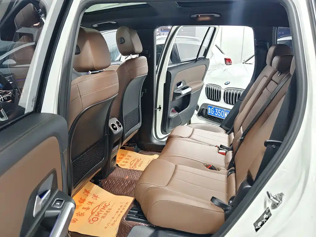 Mercedes-Benz GLB — миниатюра 6