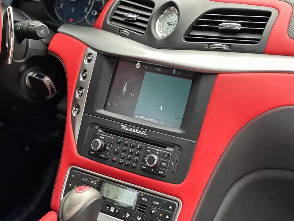Maserati GranTurismo — миниатюра 32