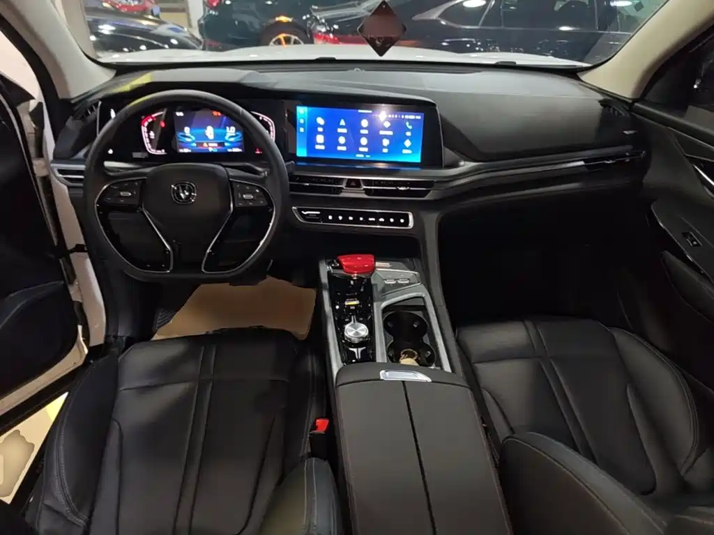 Changan Changan CS75PLUS — миниатюра 10