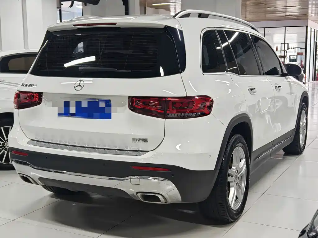 Mercedes-Benz GLB — миниатюра 3