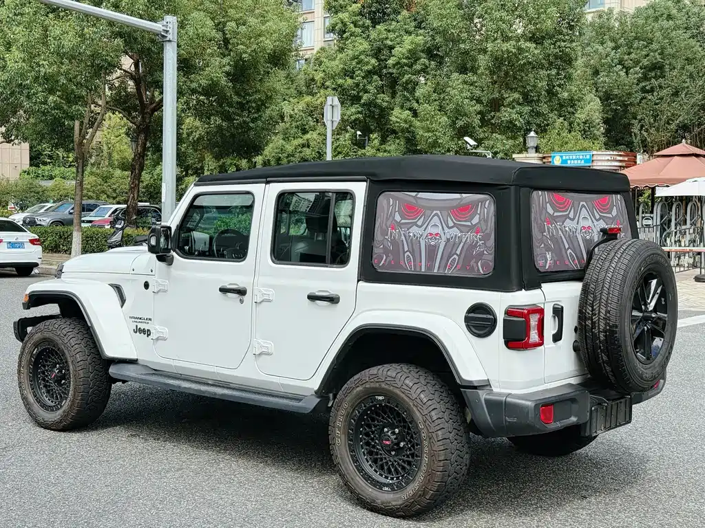 Jeep Wrangler — миниатюра 5
