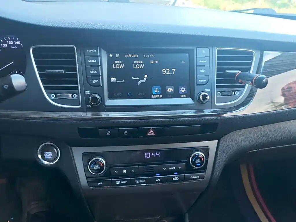 Hyundai Mistra — миниатюра 13