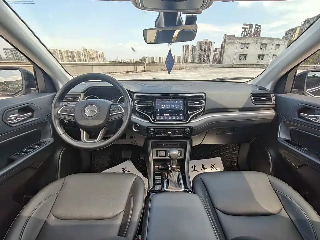 Jeep Grand Commander — миниатюра 25