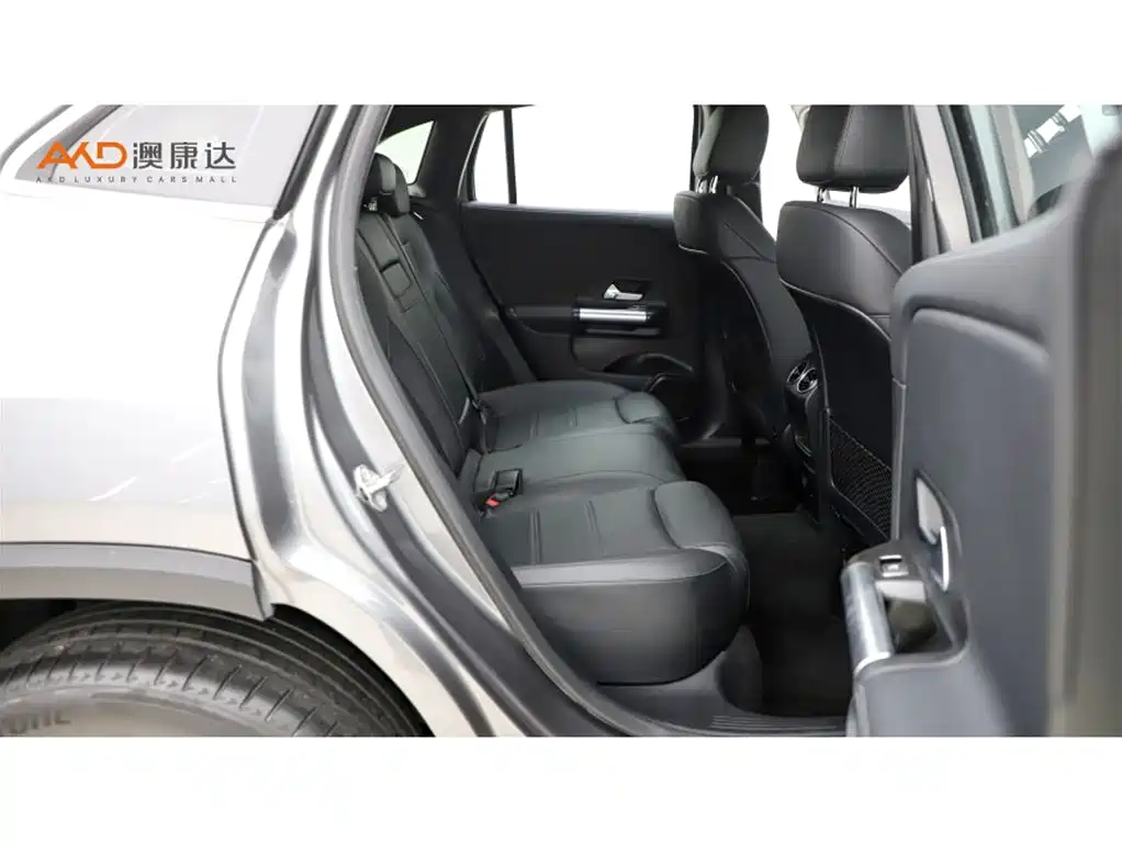 Mercedes-Benz GLA — миниатюра 8