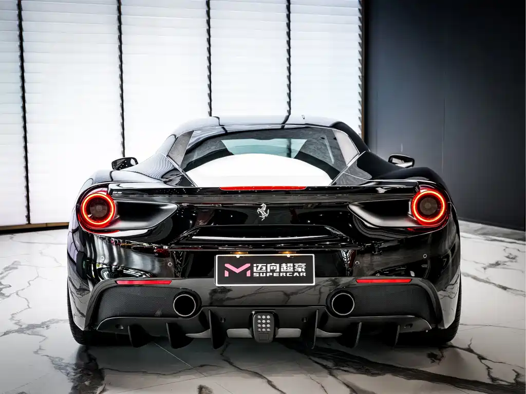 Ferrari 488 — миниатюра 4