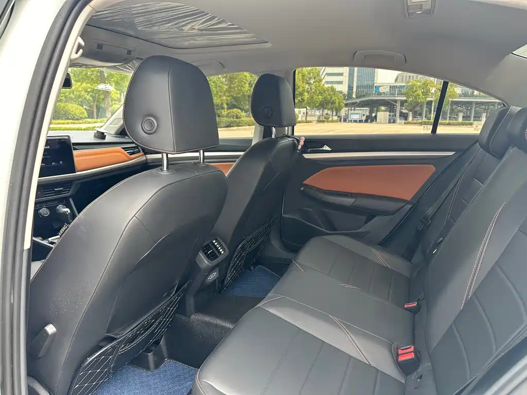 Volkswagen Bora — миниатюра 5