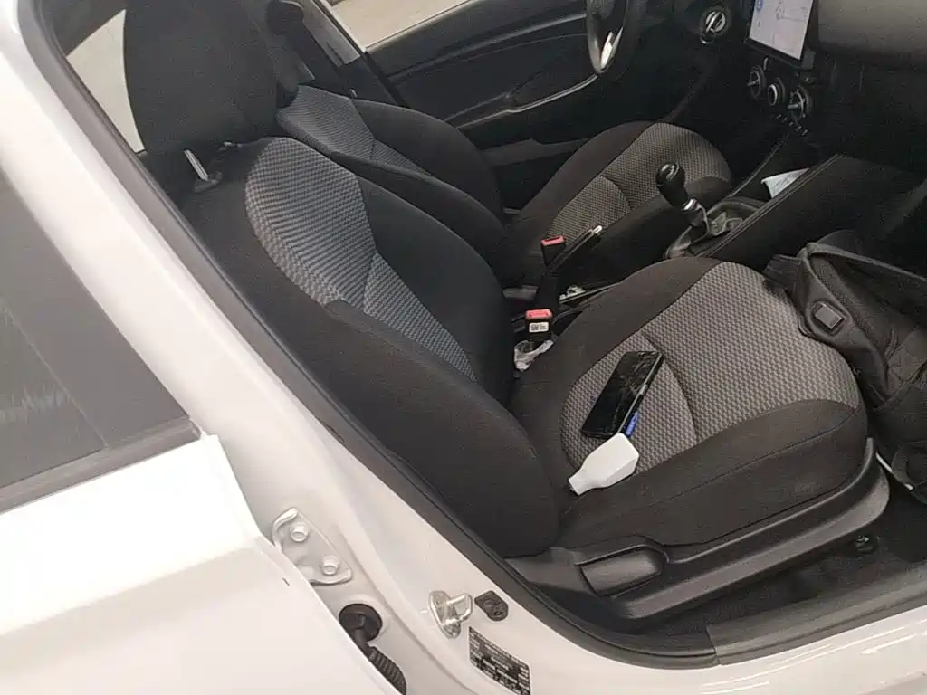 Hyundai Verna — миниатюра 25