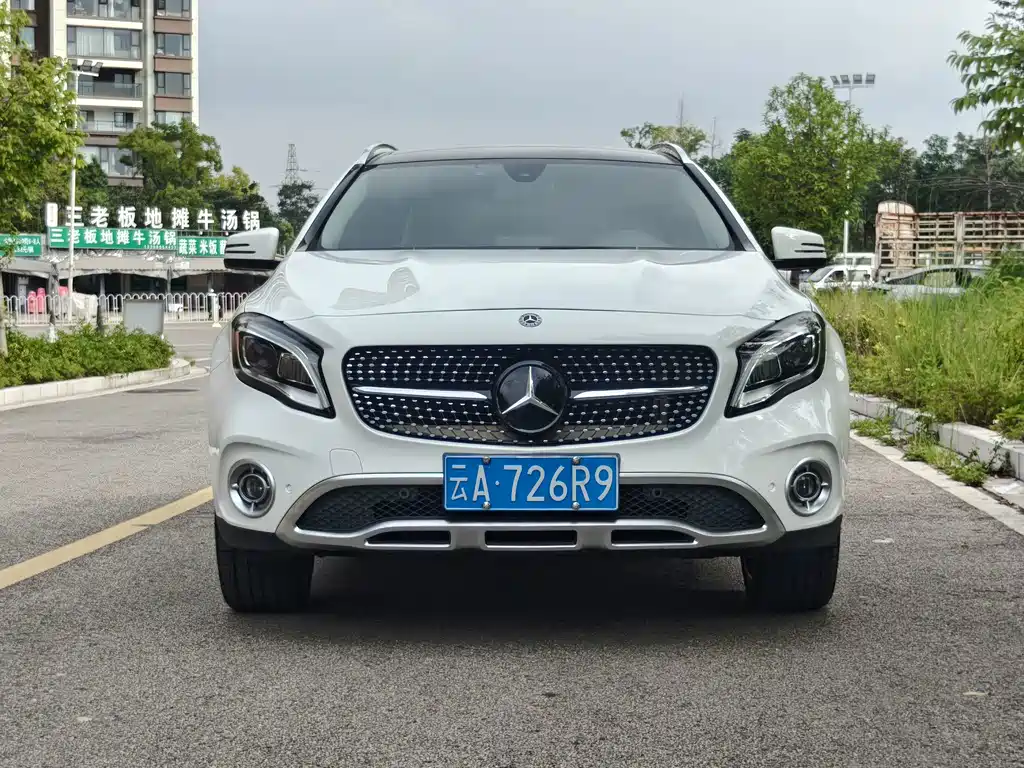 Mercedes-Benz GLA — миниатюра 2