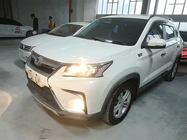 BAIC HUANSU BAIC MAGIC SPEED S5 2017